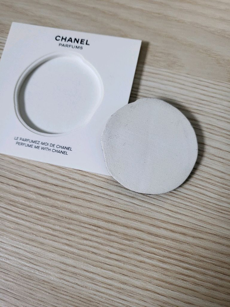 정품) 샤넬 인장 로고 석고 방향제 (코스메틱)--2