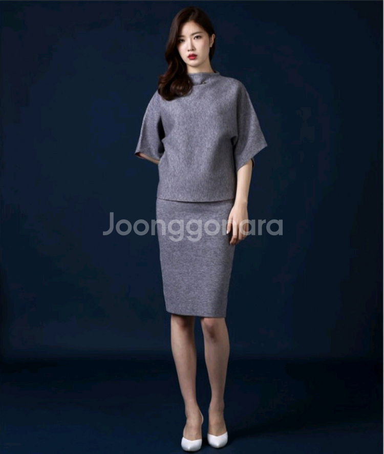 [새상품]가오리핏 니트 투피스--2