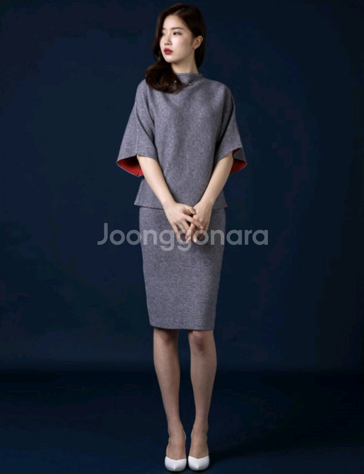 [새상품]가오리핏 니트 투피스--0