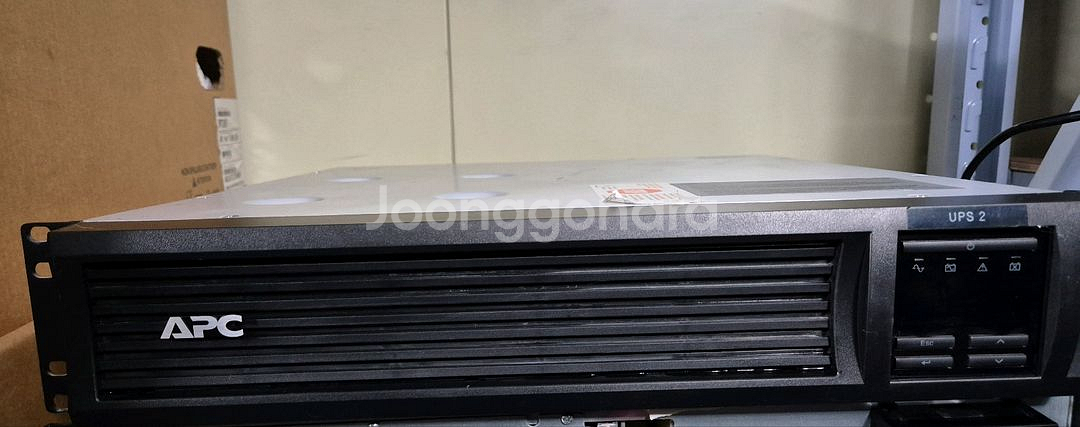 ups APC smt1500rmi--0