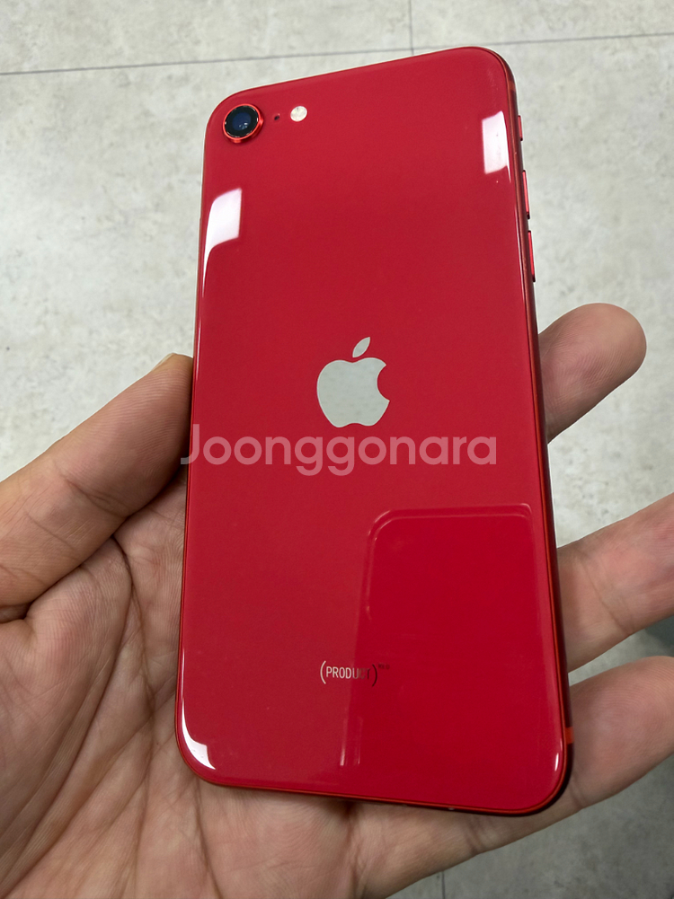 새제품같은 아이폰SE2 256G 레드 배터리 100%--16