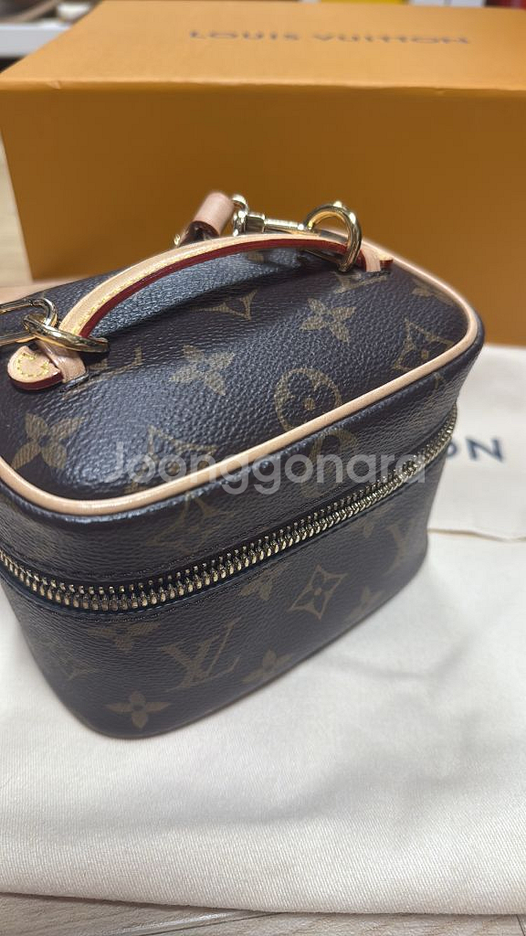 루이비통 니스 나노--0