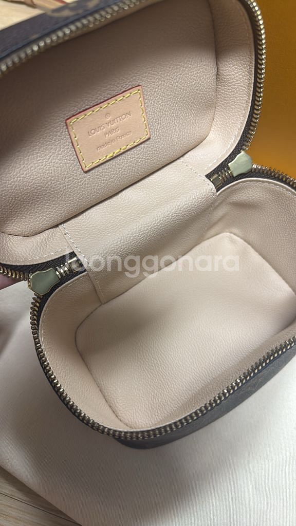 루이비통 니스 나노--2