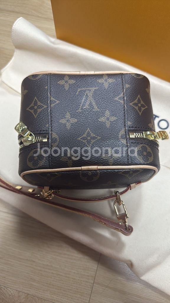 루이비통 니스 나노--3