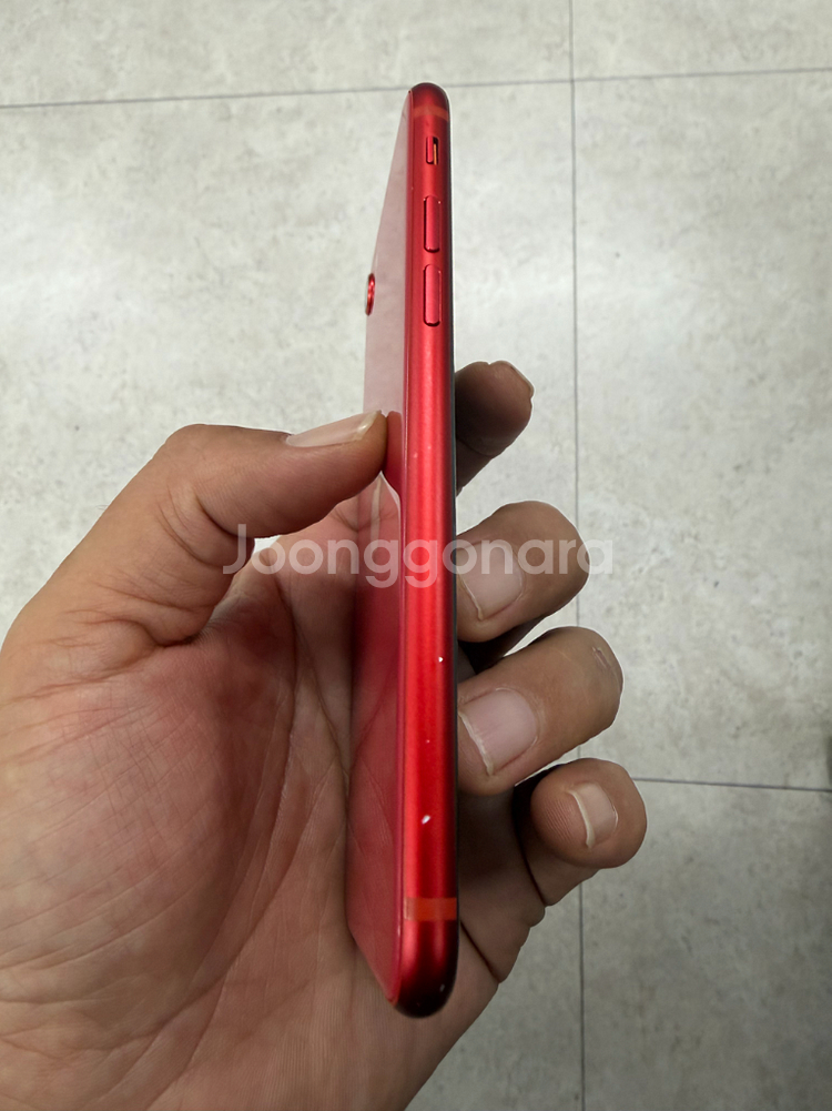 새제품같은 아이폰SE2 256G 레드 배터리 100%--5