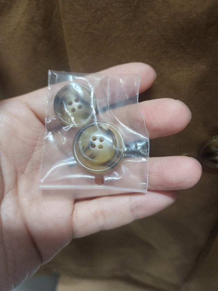 헨리코튼 스핏파이어 95 사파리 100 두벌 입니다. 이미지