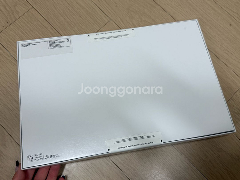 갤럭시탭 s10 울트라 문스톤그레이 1TB 5G+WIFI 미개봉 새상품 판매해요!(가격내림)--1