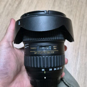 토키나 17 35mm f4 니콘마운트 풀프레임 광각 니콘 렌즈
