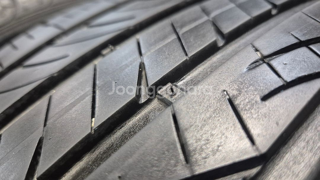 중고 타이어 245 45 19 한국 타이어 벤투스 V2AS 2454519--1