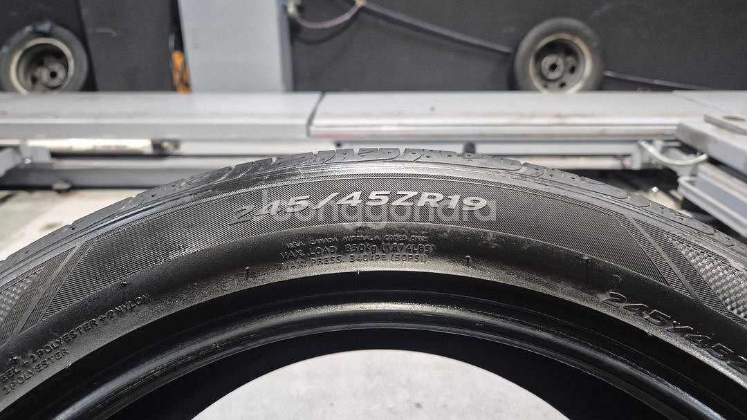 중고 타이어 245 45 19 한국 타이어 벤투스 V2AS 2454519--4