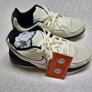 나이키 오브제컬렉션 농구화