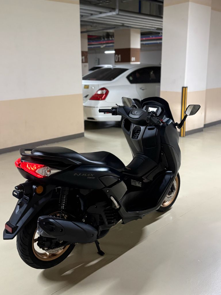 야마하 23년식 nmax155 이미지