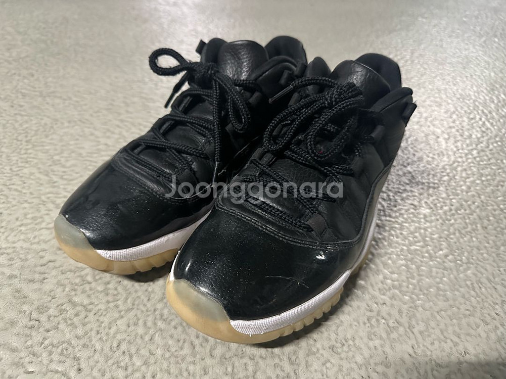 조던 11 레트로 로우 72-10 285--1