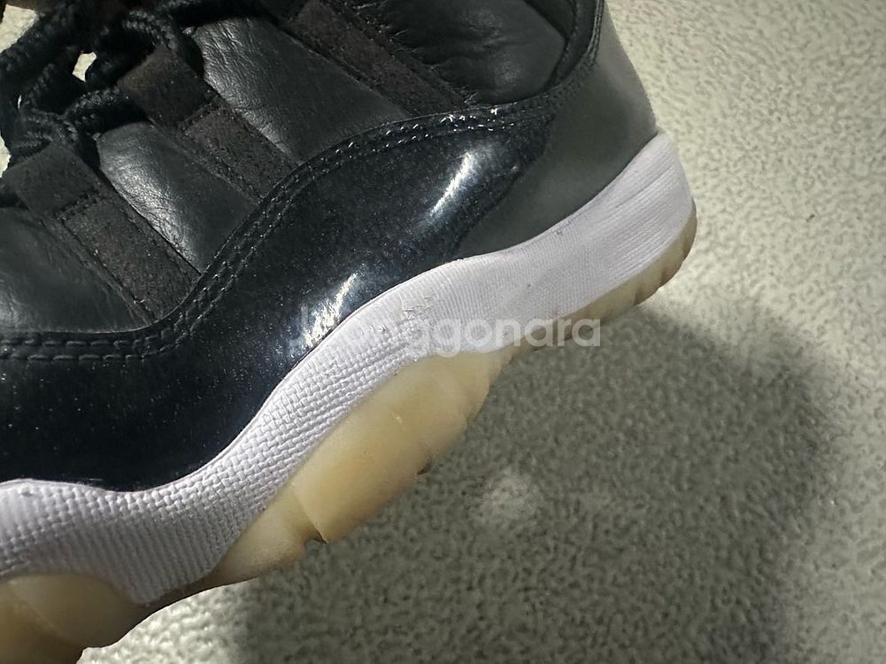 조던 11 레트로 로우 72-10 285--2