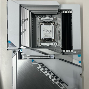 기가바이트 B650E 어로스 스텔스 BTF 메인보드