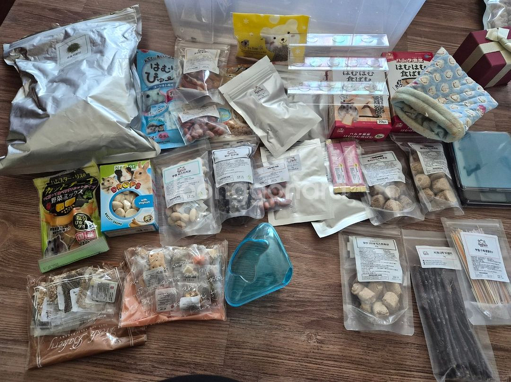 햄스터 용품 일괄 판매합니다.--0