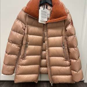 몽클레어 TORCON 구스패딩 살몬 0사이즈