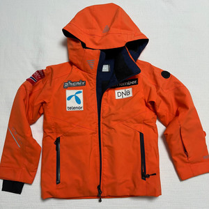 피닉스 주니어 스키복 판매합니다.