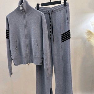 어메이징크리 여성 골프 니트 집업 팬츠 세트