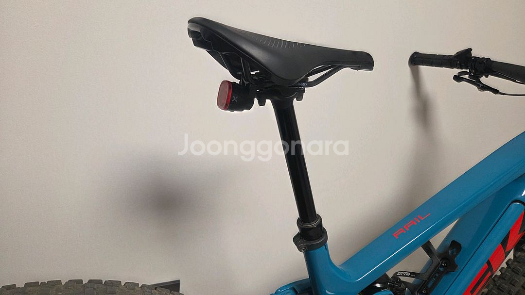 [창원]트렉 레일 9.8 L 사이즈 전기 엠티비 trek rail emtb 자전거--5