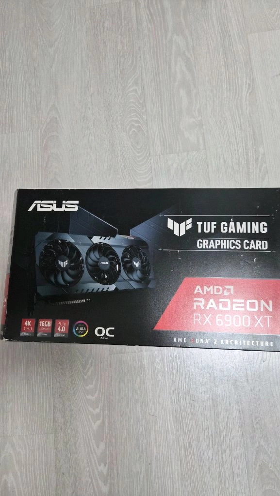 TUF Gaming RX 6900 XT 그래픽카드 이미지