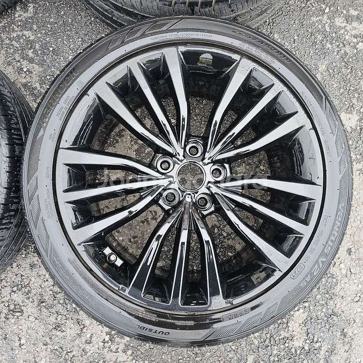 #기아 스팅어 18인치 순정 블랙유광 휠타이어 팝니다.225 45 18--4