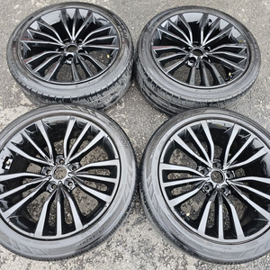 #기아 스팅어 18인치 순정 블랙유광 휠타이어 팝니다.225 45 18