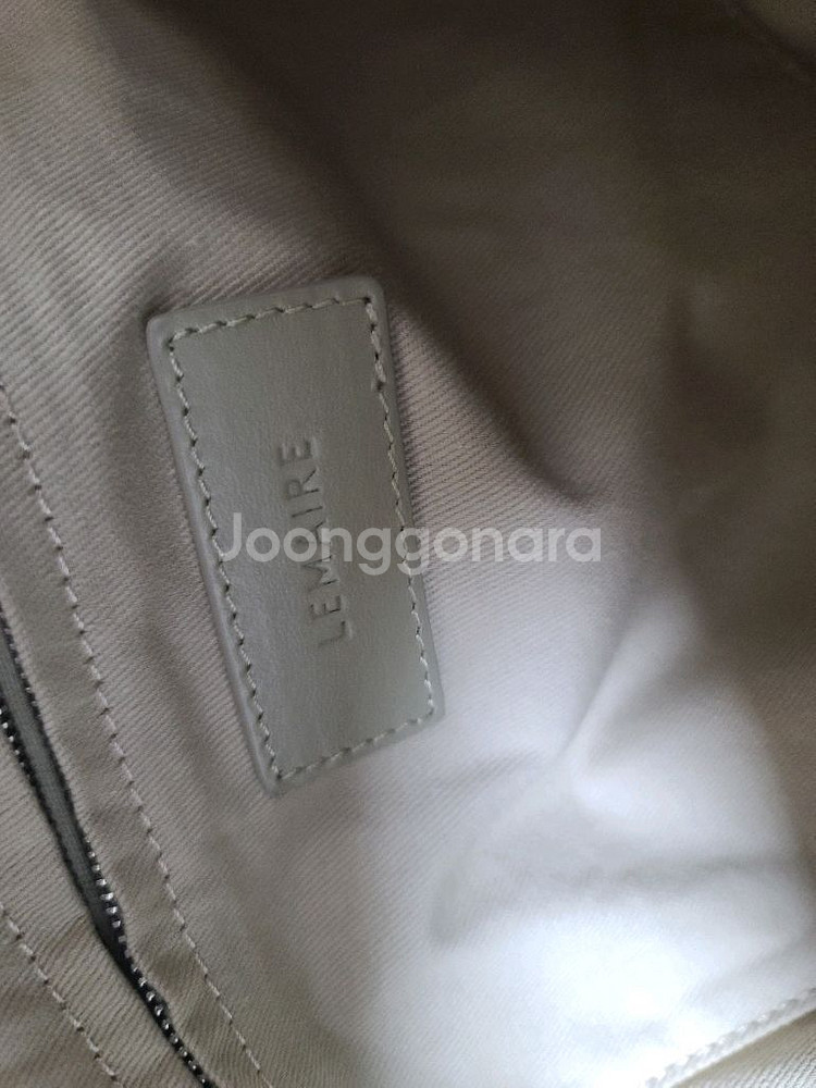 르메르 크루아상백 라지 페이퍼레더 세이지그린 크로스백 이동휘 한혜진르메르--2