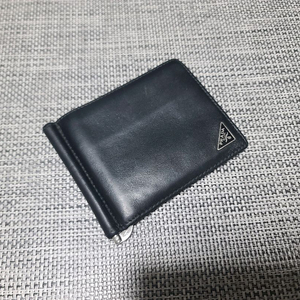 프라다 가죽 레더 반지갑 머니클립