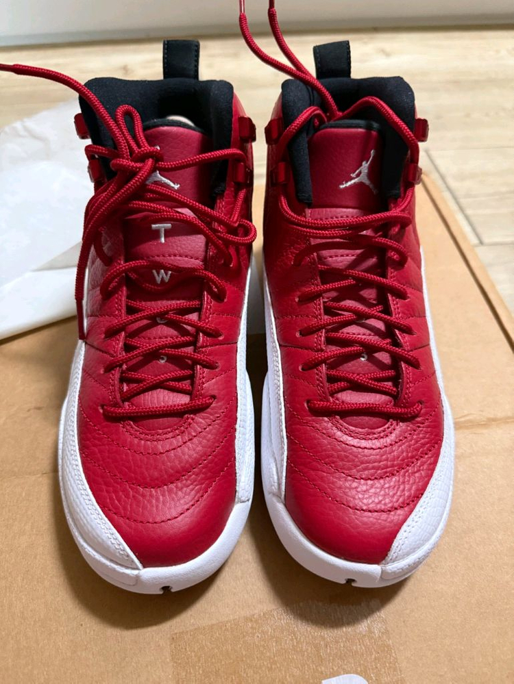 나이키 에어 조던 12 GS 245 이미지