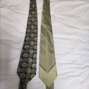 구찌 베르사체 넥타이