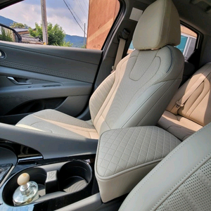 아반떼 cn7 콘솔쿠션&시트방석삽니다