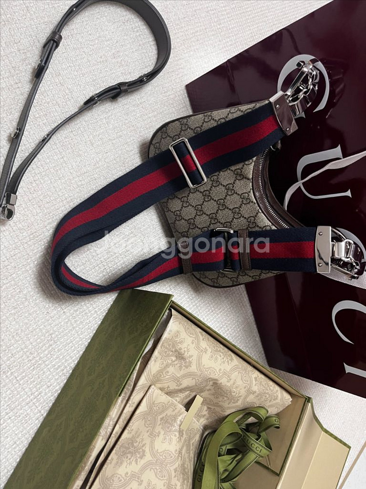 구찌 아따슈 크로스백 스몰--0