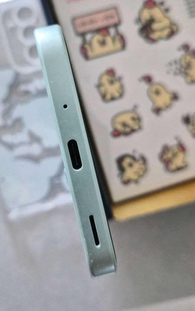 키즈폰 갤럭시 A16 무너 에디션 민트색상 판매--3