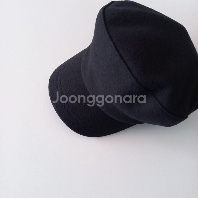 새상품급) 보이캡 블랙 모직 여성겨울모자--2