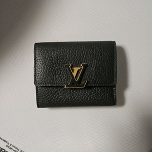 루이비통 V 트리니티 카드지갑
