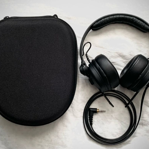 (판매완료) 젠하이저 HD25 + 케이스 (고급 이어패드 교체)