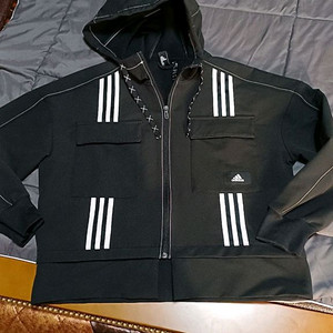 아디다스 오버핏크롭자켓 M 여성66 가슴58 기장51/59