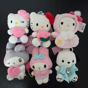 새상품 택o 헬로키티, 산리오, 50주년 마이멜로디, 포챠코 인형 키링 이미지