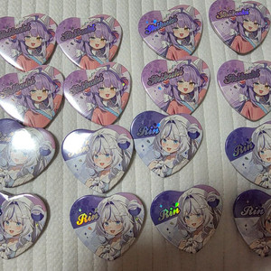 스텔라이브 봄빛데이트 캔뱃지 팝니다