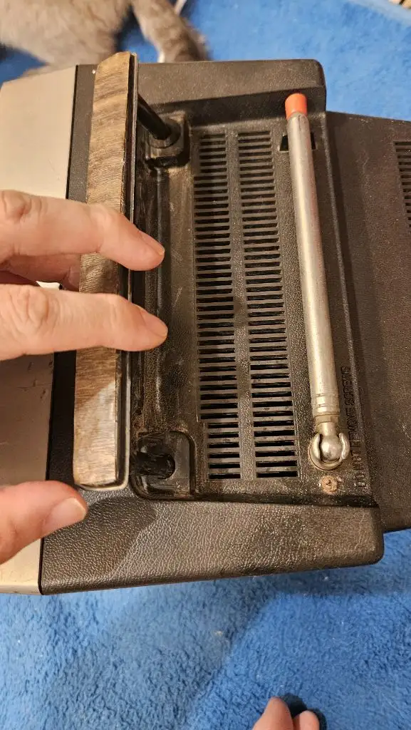 소니 티비 70년대초 흑백티비 휴대용 SONY TV-970WK 이미지