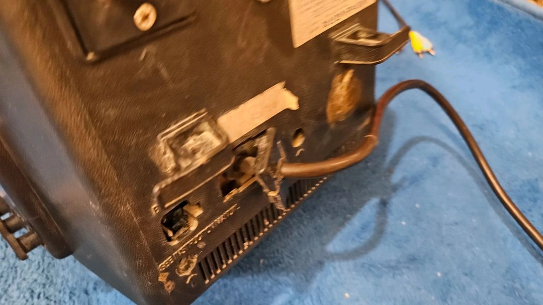 소니 티비 70년대초 흑백티비 휴대용 SONY TV-970WK 이미지