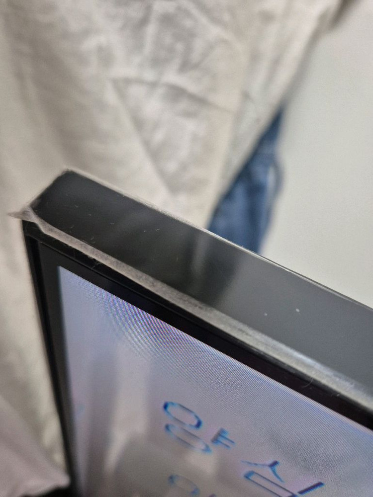 삼성 50인치 UHD TV KU50UT7000--2