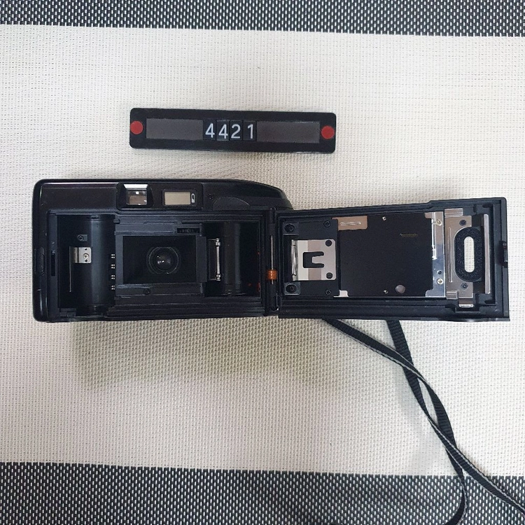 캐논 오토보이 3 데이터백 필름카메라 이미지