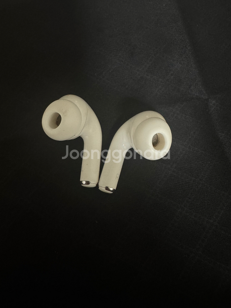 에어팟프로 1세대 양쪽 유닛 판매합니다.--2