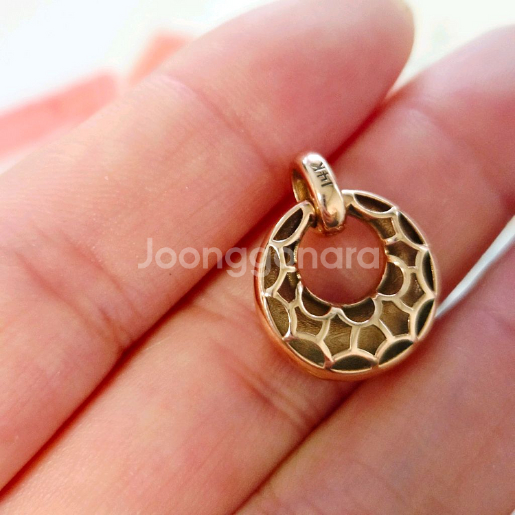 14k 목걸이 할로우 엠보 금 펜던트--1