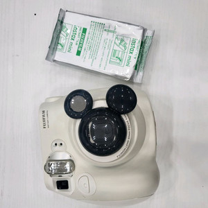 후지필름 휴대용 카메라 + 헬로키티 파우치 세트 (필름10장포함)