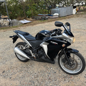 혼다 cbr250 12년형 짧은키로수 판매합니다