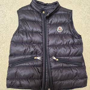 몽클레어 키즈 패딩 조끼 116cm 6A사이즈