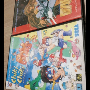 메가드라이브 md 가이어레스 치키치키보이즈 팔아요.둘다곽팩입니다..사진참조하세요..정품팩입니다..